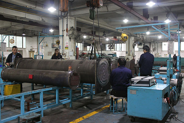 聯合-換熱器生産車間